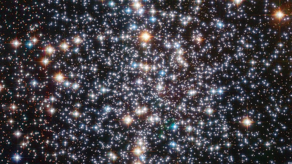 Aglomerado de estrelas pode abrigar um buraco negro intermediário