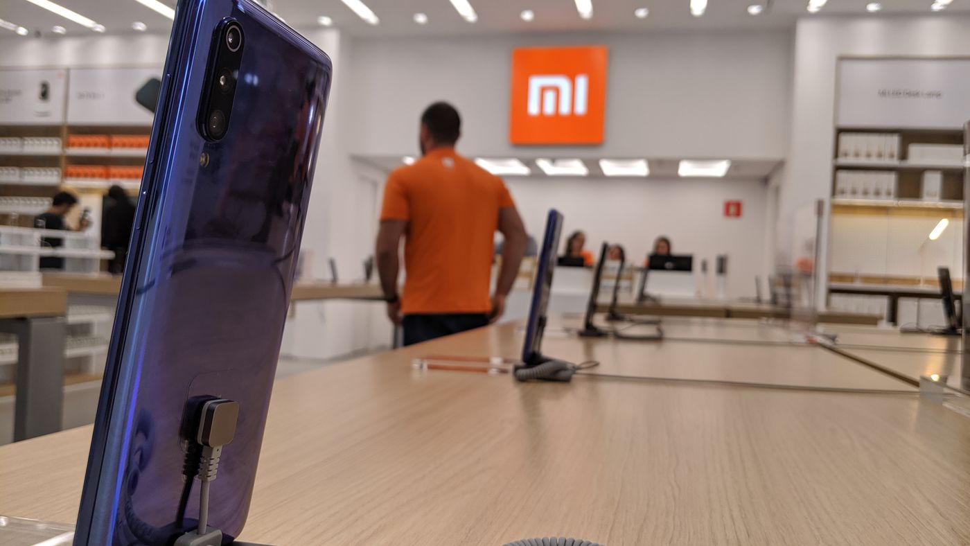 Loja da Xiaomi no Brasil tem recorde de público e de vendas no 1º fim