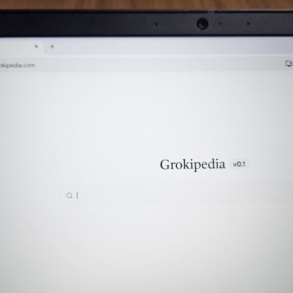 Grokipedia de Elon Musk: A Nova Enciclopédia que Pode Destronar a Wikipédia?