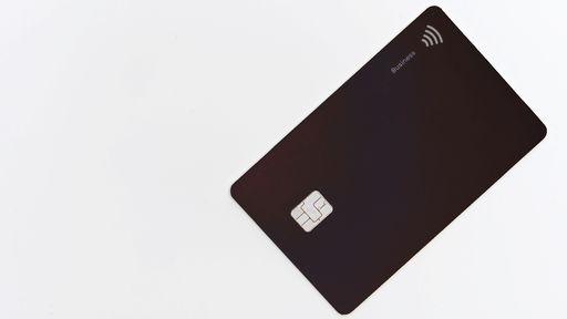 Qual a diferença entre cartão virtual temporário e recorrente?