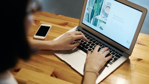 Como exibir a Mesa do Mac com um atalho no teclado