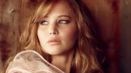 Jennifer Lawrence estará em filme sobre executiva de saúde acusada de fraude