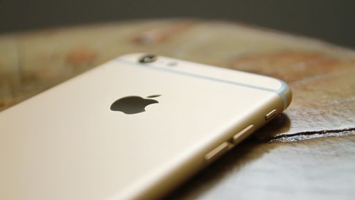 Apple tem 1 bilhão de iPhones ativos no mundo e pode bater recorde em 2021
