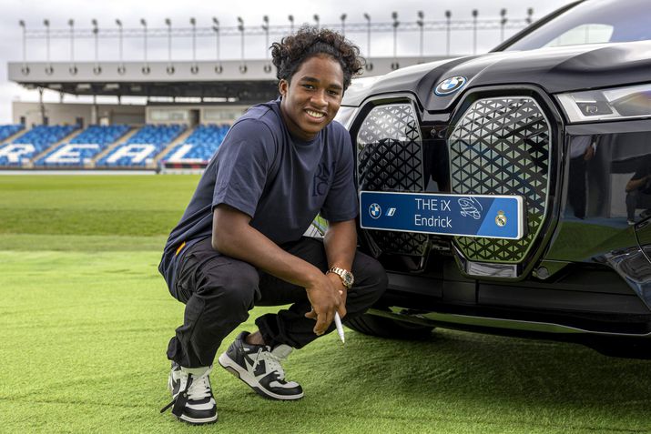 Carros jogadores Real Madrid (20224)