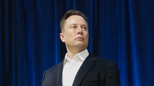 Elon Musk demite trabalhadores recém-chegados à Tesla nos EUA