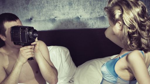 Projeto que criminaliza "revenge porn" é aprovado pela Câmara