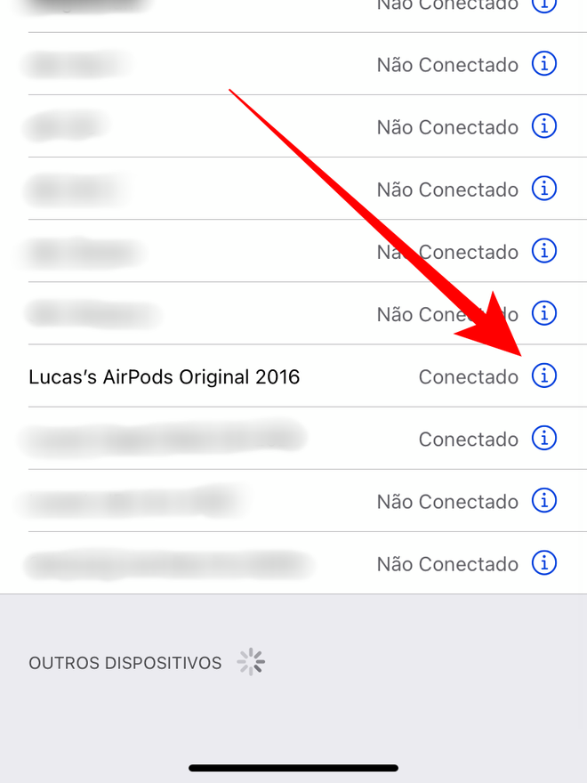 Vá em Ajustes > Bluetooth > e localize os seus AirPods na lista de dispositivos. Captura de tela: Lucas Wetten (Canaltech)