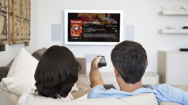 Plex agora oferece filmes e séries gratuitos com anúncios - Canaltech