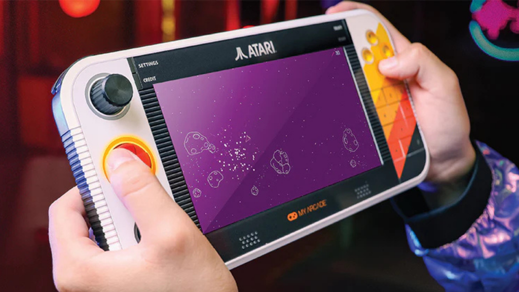 Atari abre pré-venda de portátil com tela maior que a do Nintendo