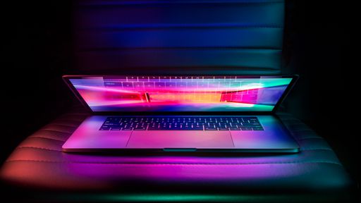 Como desativar o brilho automático do Mac