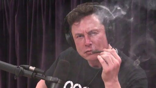 Elon Musk assume que não foi inteligente ter fumado maconha em programa ao vivo