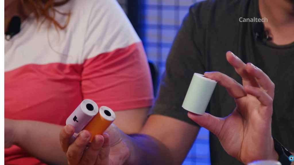 Rolos de refil da Phomemo T02 (Imagem: Reprodução/YouTube Canaltech)