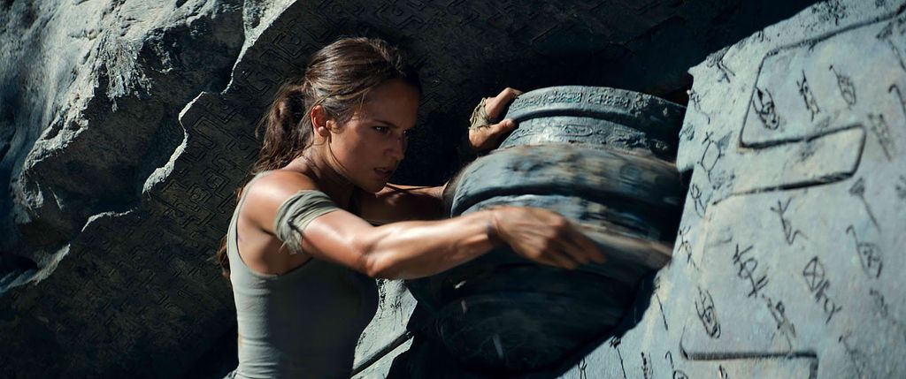 Alicia Vikander como Lara Croft em Tomb Raider: A Origem (Imagem: Reprodução/MGM)