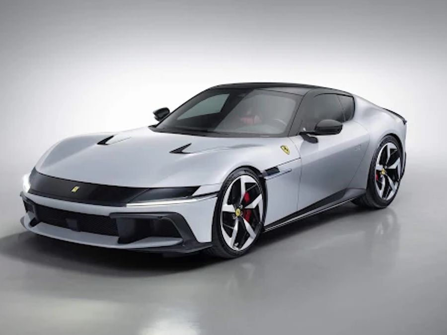 Ferrari de quase R$ 8 milhões chega ao Brasil e já tem dono