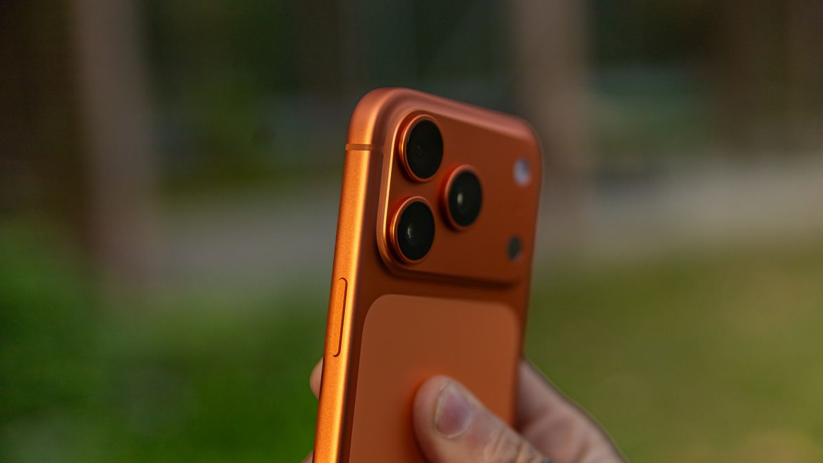 Apple Avalia Sensor de Câmera de 200 MP para Futuros iPhones