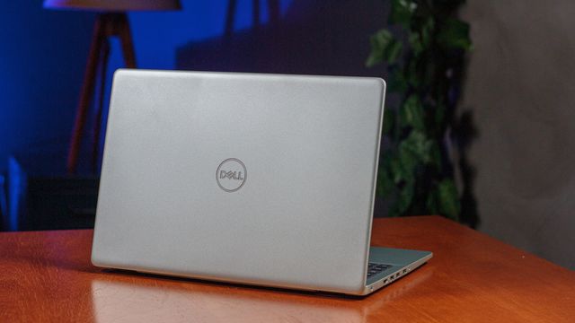 Review Dell Inspiron 15 3501 | Notebook básico por fora, mas potente por dentro