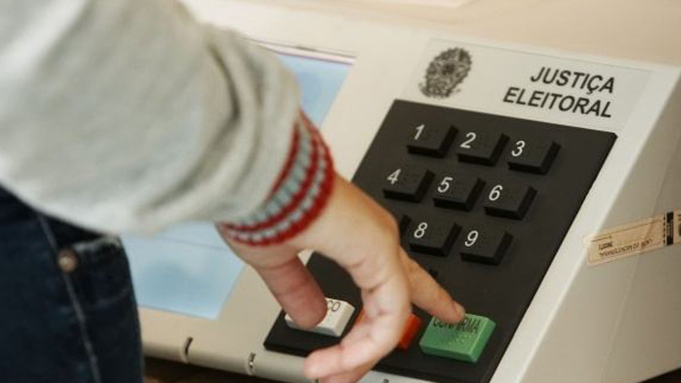 Como consultar o número do título de eleitor e o seu local de votação online? Canaltech Como consultar o número do título de eleitor e o seu local de votação online? Canaltech