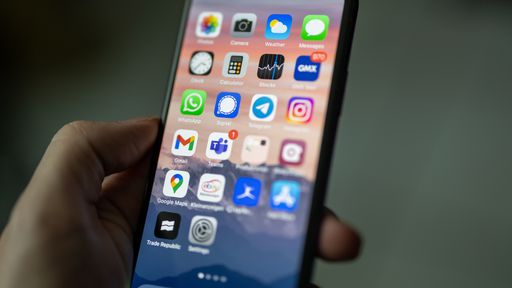 App Store fatura quase o dobro da Play Store no 1° semestre de 2021