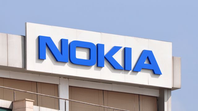 Microsoft estaria planejando vender marca Nokia para a Foxconn