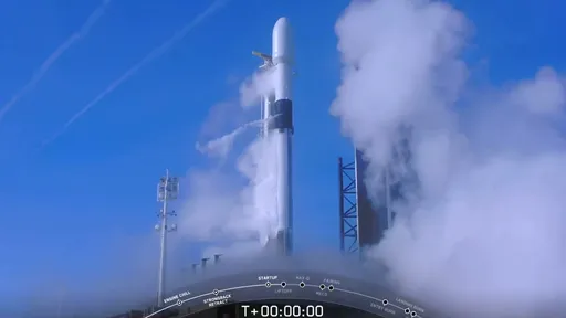SpaceX cancela lançamento de satélites Starlink no último segundo