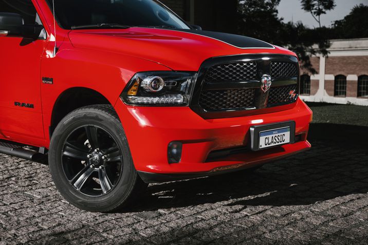 RAM Classic R/T