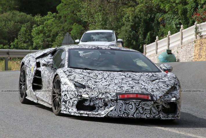 Lamborghini camuflado