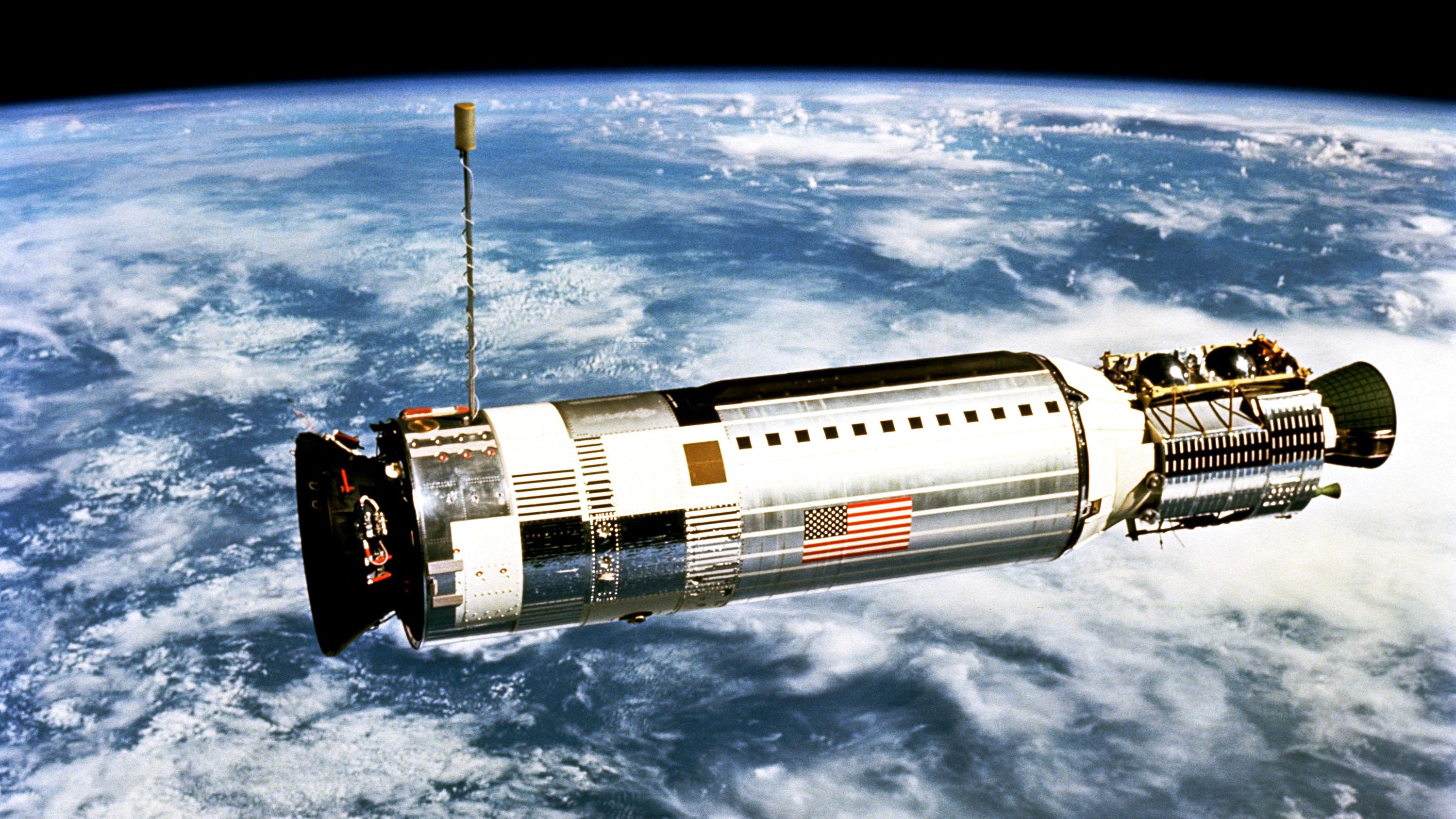 Е 1 космос. Джемини космический корабль. Американский космический корабль Джемини. Джемини-11 космический аппарат. Джемини-12.