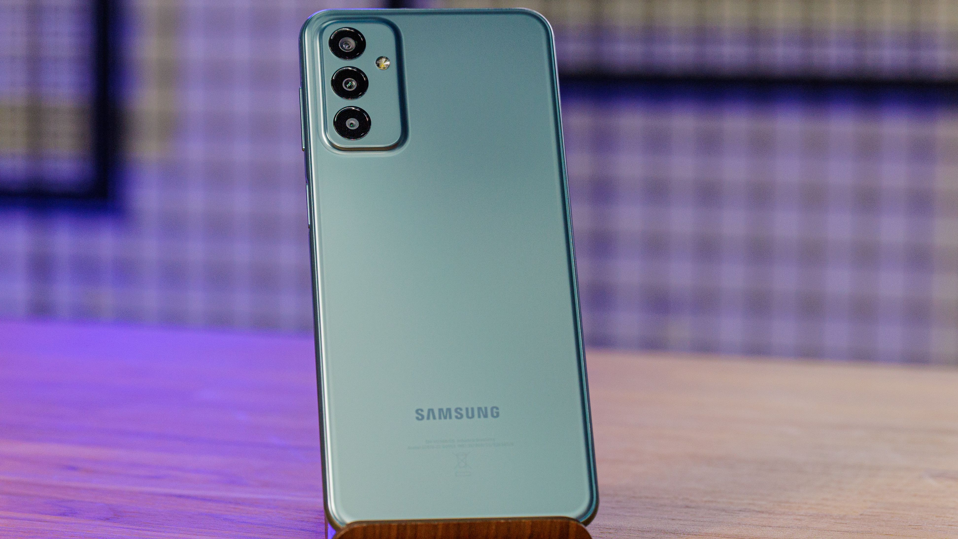 Smartphone Samsung Galaxy M23 5G Usado SM-M236B 128GB Câmera Tripla com o  Melhor Preço é no Zoom