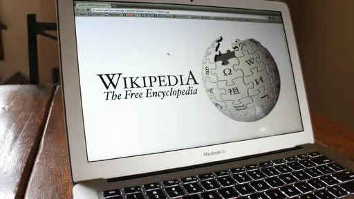Wikipédia sofre ataques e sai do ar em alguns países