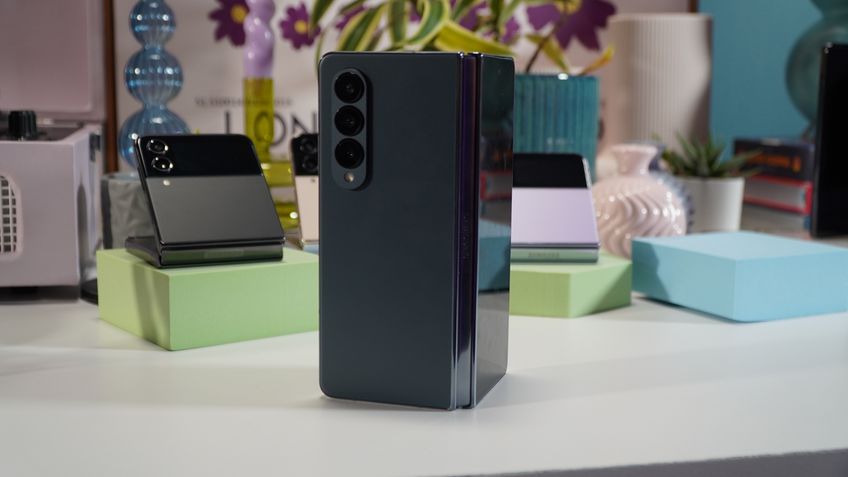 Samsung Galaxy Z Fold 4