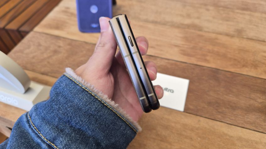 Moto Razr 70 Ultra