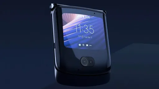 Nova geração do Motorola Razr tem lançamento confirmado por diretor da Lenovo
