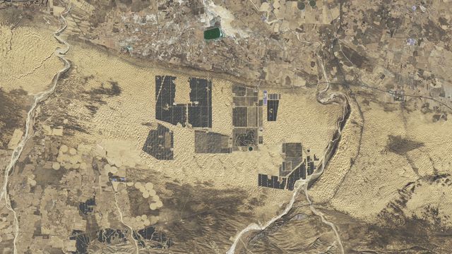 Michala Garrison/NASA Earth Observatory/US Geological Survey