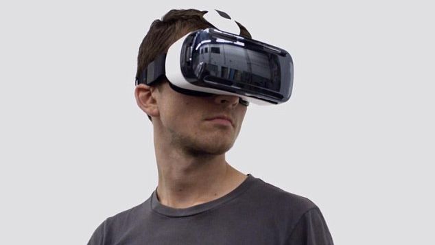 Óculos de realidade virtual da Samsung chegam ao Brasil em dezembro por R$ 799