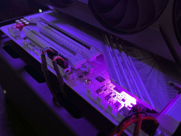 Placa-mãe Gigabyte Z890 AORUS Elite X Ice
