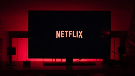 Tem alguém assistindo? Netflix vai cancelar contas inativas há mais de um ano