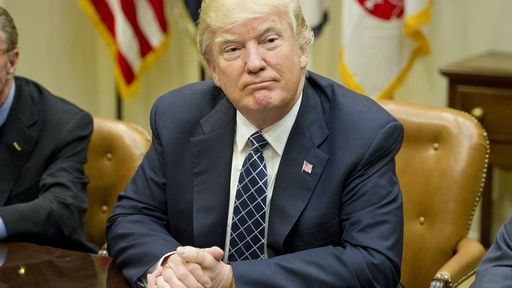 Snapchat fecha a conta de Donald Trump na rede social