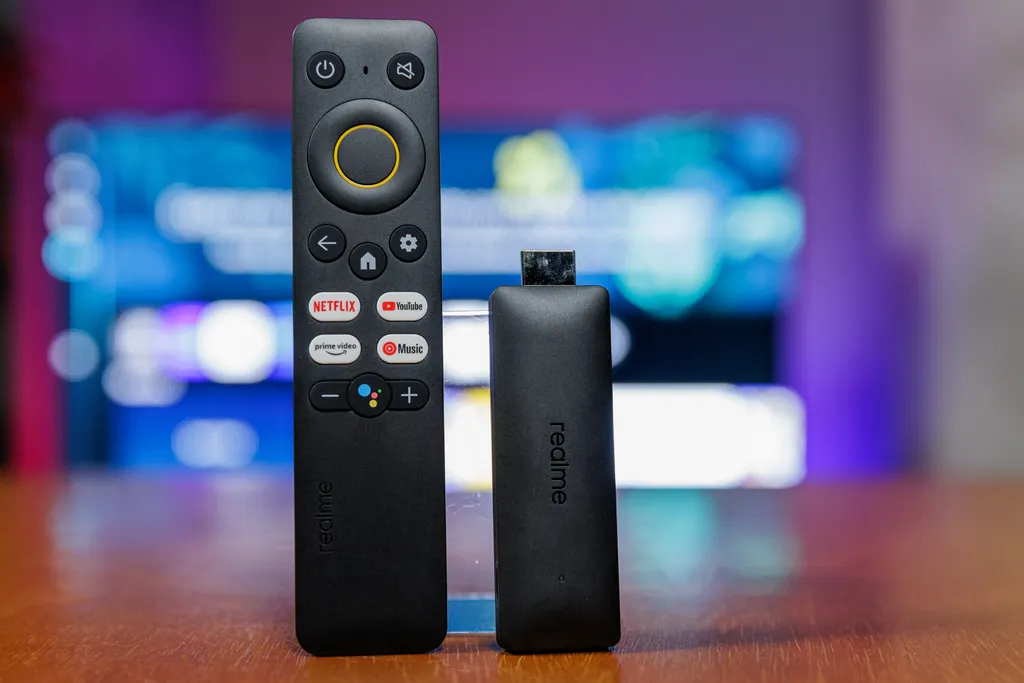 Realme TV Stick 4K é uma ótima alternativa à TV Box da ZTE (Imagem: Ivo Meneghel Jr/Canaltech)