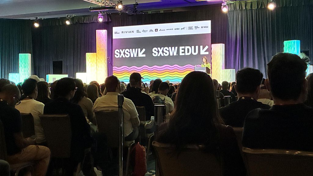 Foto da apresentação de painel na SXSW