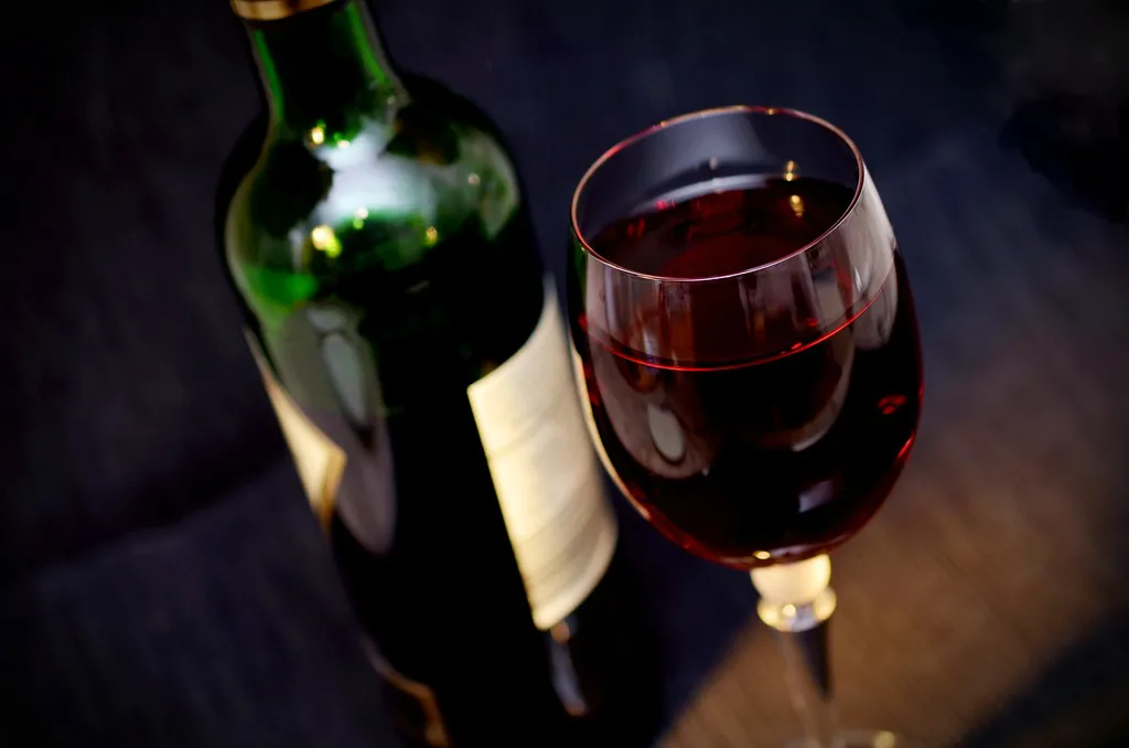 As propriedades de um vinho dependem da quantidade de açúcar, ácidos e componentes secundários nas uvas. Essa relação pode se alterar com as mudanças climáticas (Imagem: Pixabay)