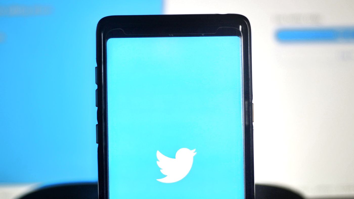 Falso bloqueio de perfil no Twitter é usado como isca para roubar dados - Vimarsana News