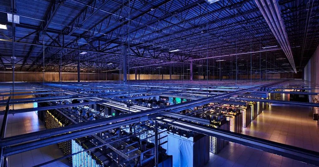 Grandes empresas de tecnologia permitem que usuários e empresas utilizem servidores com diferentes planos dependendo da quantidade de dados (Imagem: Reprodução/Google)