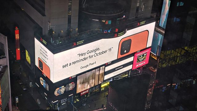 Google confirma Pixel 4 laranja em anúncio gigante na Times Square
