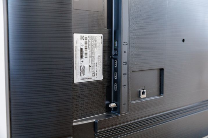Samsung CU7700