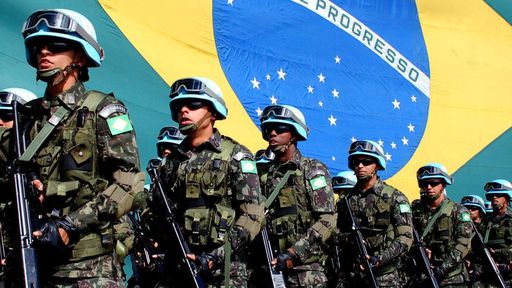 Dados de generais do Exército são expostos na internet
