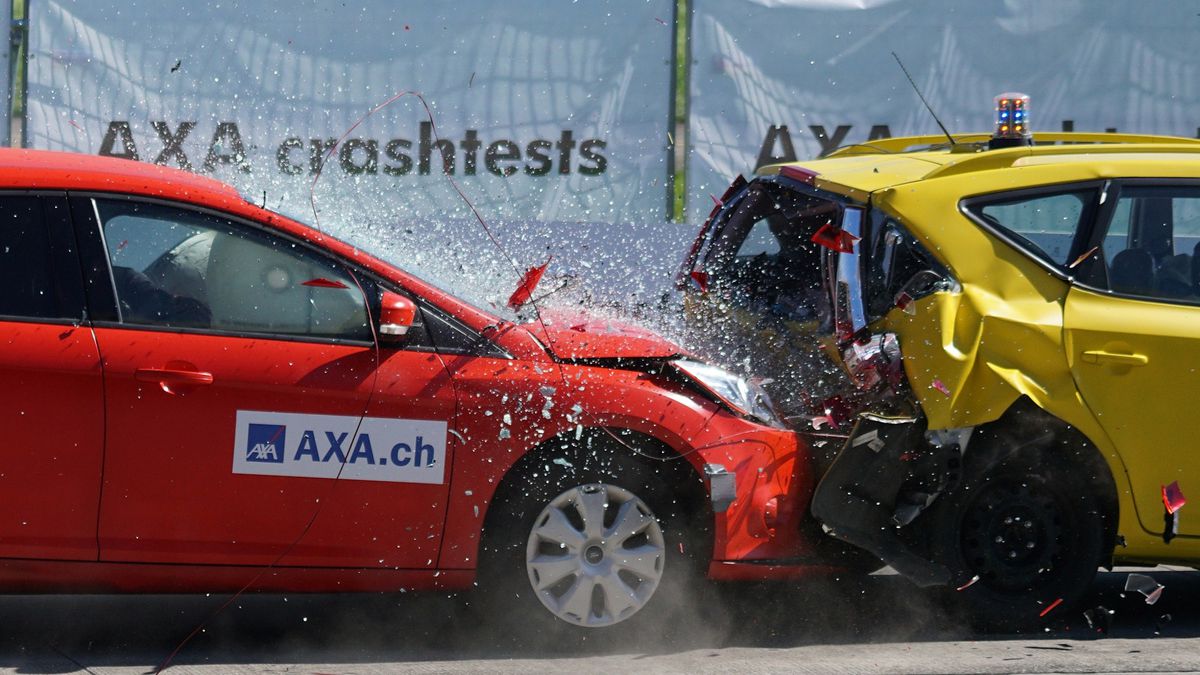 Quais tipos de acidentes acionam os airbags do carro?