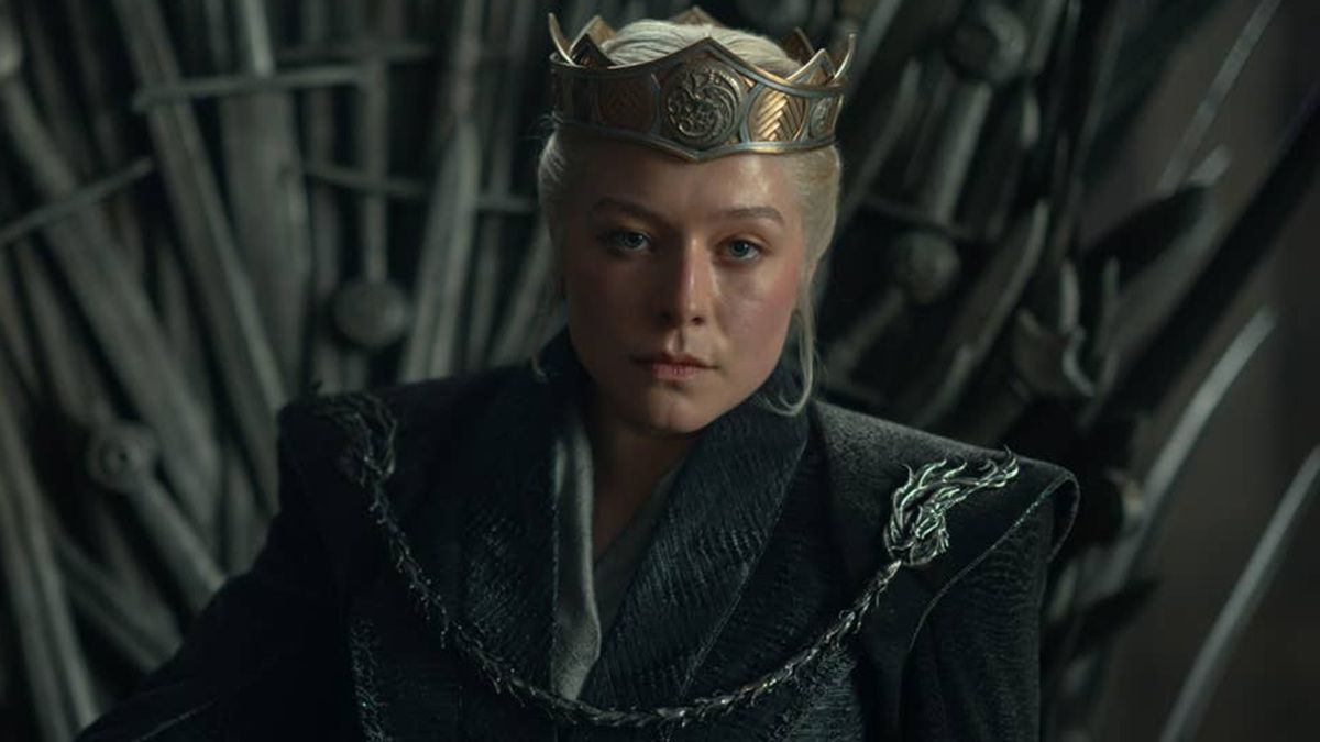 Emma D'Arcy detalha novos desafios de Rhaenyra em nova fase de A Casa do Dragão