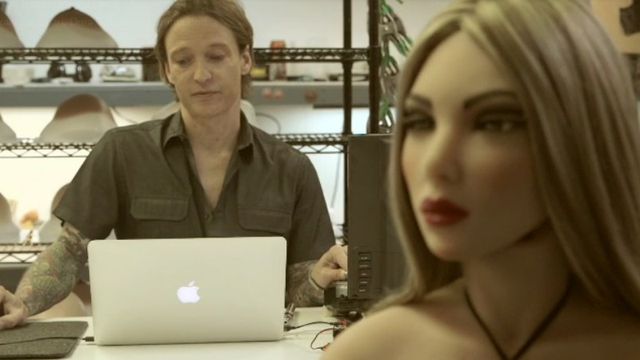 Robô erótico: empresa quer criar inteligência artificial para bonecas sexuais