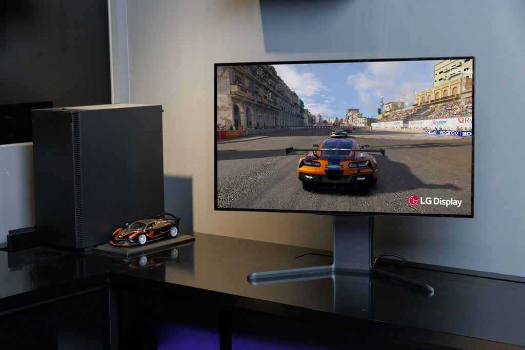 LG apresenta primeiro monitor gamer OLED com capacidade de alternar frequência e resolução dinâmicas (Imagem: LG / Divulgação)