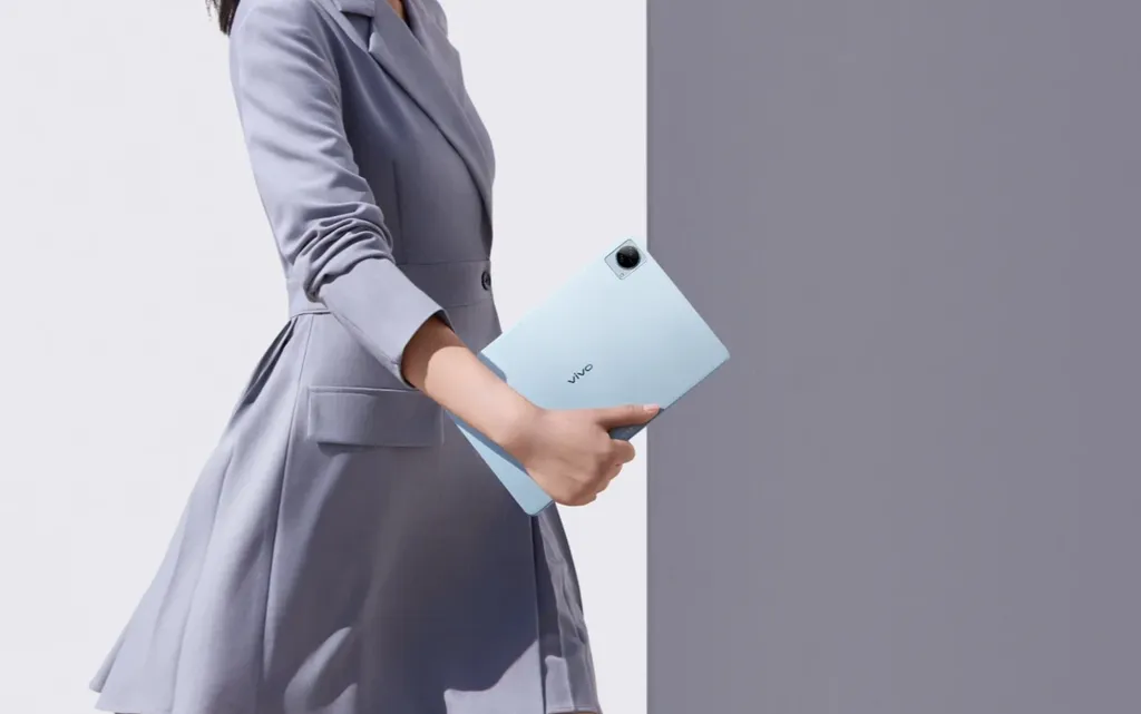 Tablet é vendido nas cores Azul e Preto (Imagem: Reprodução/Vivo Mobile)